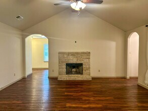 3001 112th St in Lubbock, TX - Building Photo - Building Photo