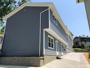 441 West Virginia Ave. in Morgantown, WV - Foto de edificio - Building Photo