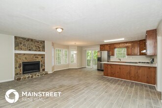 345 Justin Dr in Dallas, GA - Building Photo - Building Photo