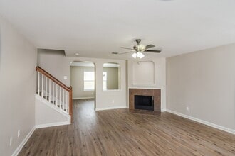 9941 Pony Spur in San Antonio, TX - Foto de edificio - Building Photo