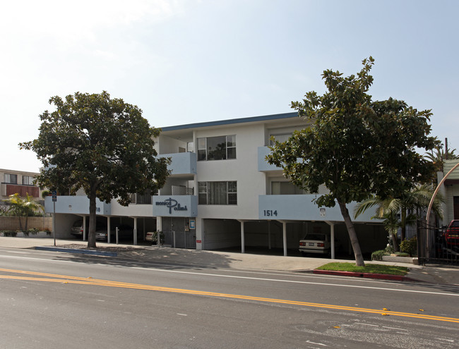 Monica Palms in Santa Monica, CA - Foto de edificio - Building Photo