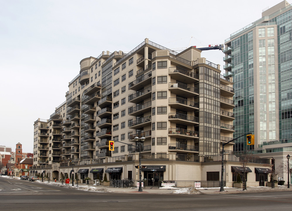 The Baxter in Burlington, ON - Building Photo