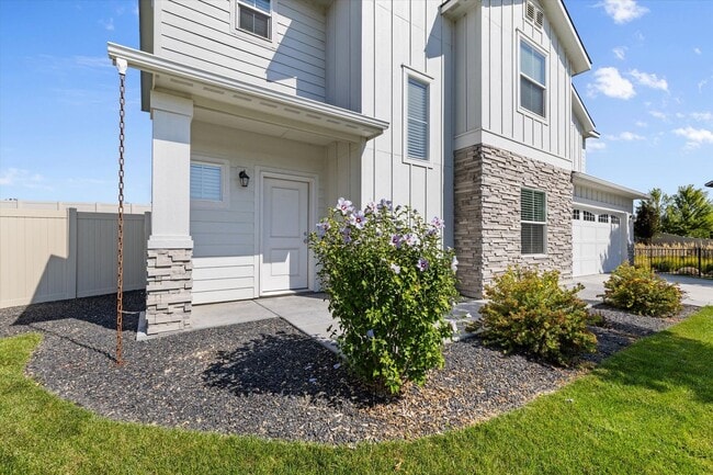 655 N Sevenoaks Ave in Eagle, ID - Building Photo - Building Photo