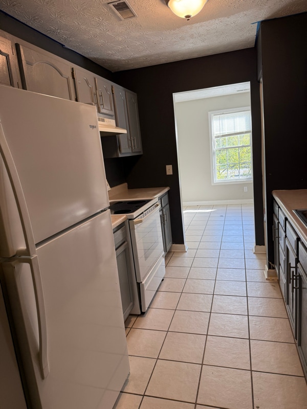 4 Wood Lane in Huntington, WV - Building Photo - Building Photo