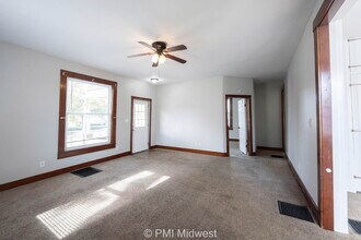 411 S East St in Lebanon, IN - Foto de edificio - Building Photo