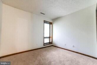 44710 Beechwood Ct-Unit -10A in California, MD - Building Photo - Building Photo