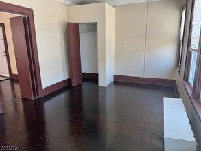 36 Vine Ave in Irvington, NJ - Building Photo - Building Photo