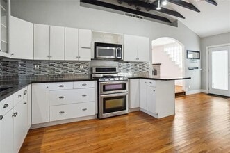 2513 Murphy Dr in Bedford, TX - Building Photo - Building Photo