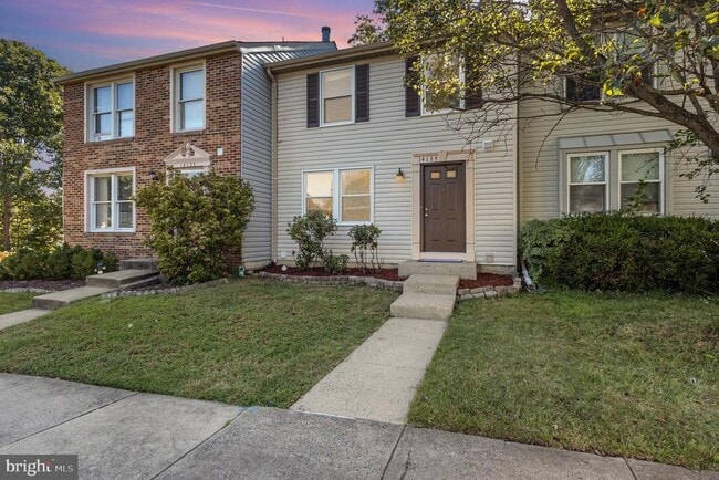 14135 Honey Hill Ct in Centreville, VA - Building Photo - Building Photo