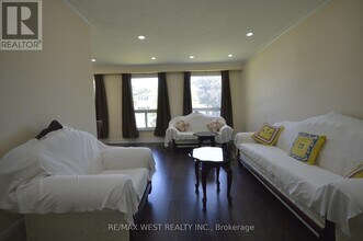 84 Kearney Dr in Toronto, ON - Building Photo - Building Photo