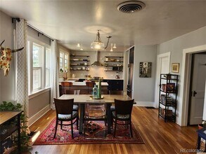 2073 S Franklin St in Denver, CO - Building Photo - Building Photo