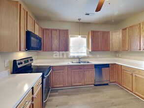 413 Barnsdale Ridge Rd in Kernersville, NC - Building Photo - Building Photo