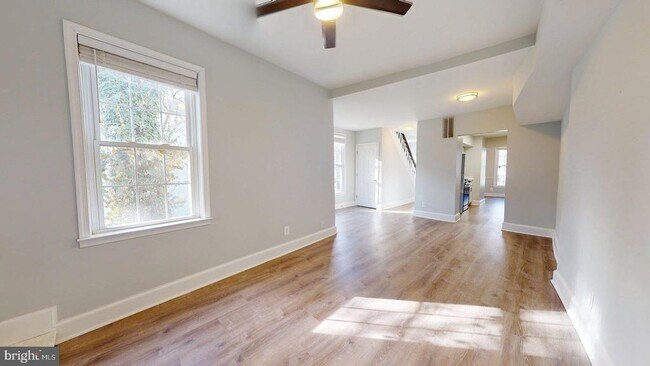 2011 N Oakland St in Arlington, VA - Building Photo - Building Photo