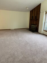 2970 Sandhill Rd in Mason, MI - Foto de edificio - Building Photo