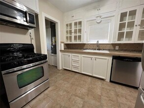 4410 Pease St in Houston, TX - Foto de edificio - Building Photo