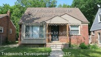 657 Arlington St - 18