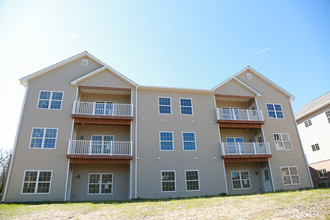 Westport Cove in St. Louis, MO - Foto de edificio - Building Photo