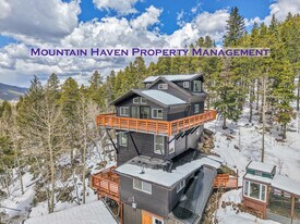 45 Lodgepole Dr in Evergreen, CO - Building Photo