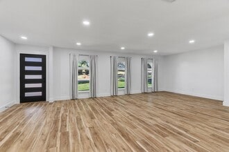 219 Lakeview Dr, Unit 226 in Rockwall, TX - Building Photo - Building Photo