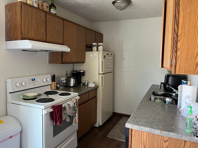 property at 1258-60 LA CROSSE Ln