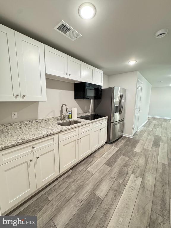 property at 156 Mansfield St