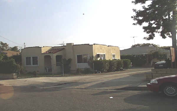 5302-5308 Auckland Ave in North Hollywood, CA - Building Photo - Building Photo