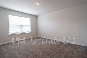 753 Embark Cir in Greer, SC - Building Photo - Building Photo