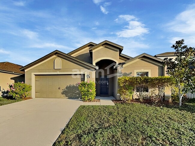 property at 816 Chatham Walk Dr