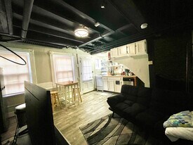 2 Champney Pl, Unit 1 in Boston, MA - Building Photo