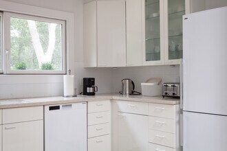 20 Renees Way in East Hampton, NY - Building Photo - Building Photo