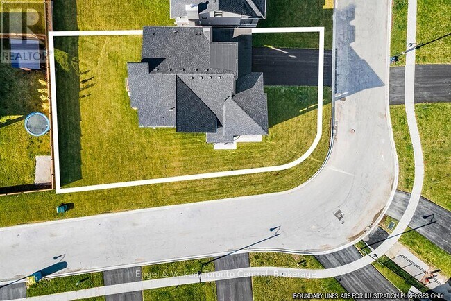 157 Springside Cres in Blue Mountains, ON - Building Photo - Building Photo