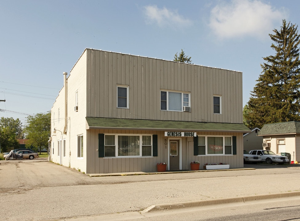 Genesis House in Fowlerville, MI - Building Photo