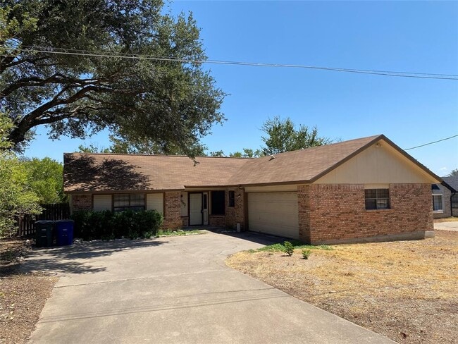 property at 1702 Dublin Dr