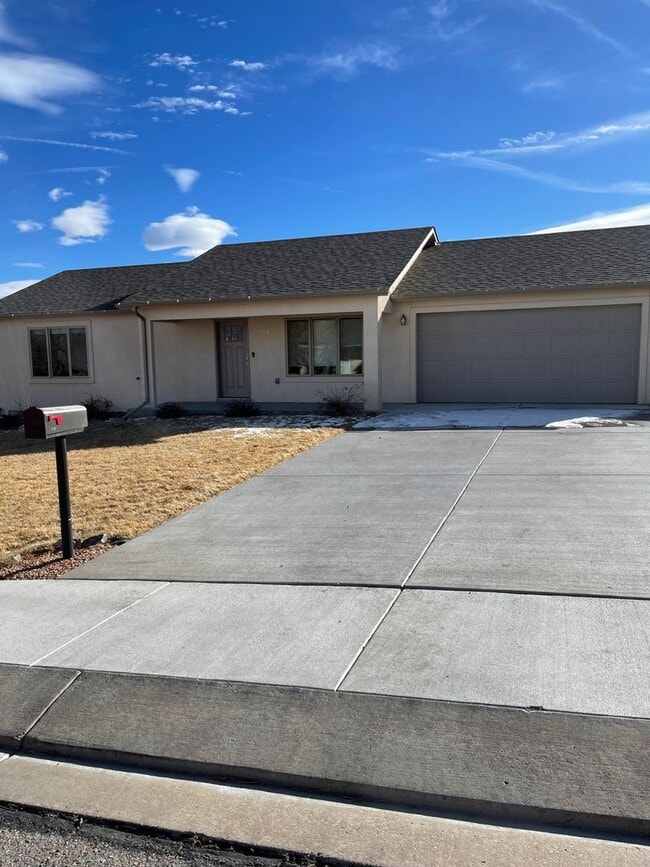 property at 612 Twinflower Dr