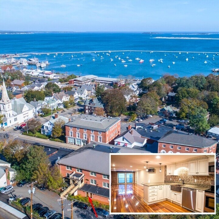 6 B School St in Plymouth, MA - Foto de edificio