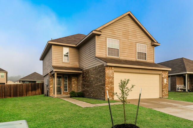 13811 Winding Path Ln in Willis, TX - Foto de edificio - Building Photo