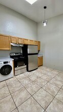 405 E Thoroughbred St in Tucson, AZ - Building Photo - Building Photo