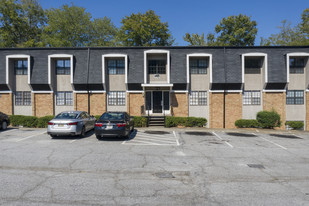 375 Winding River Dr Apartments