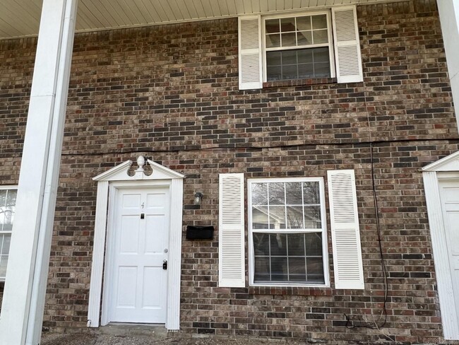 422 Brown St in Little Rock, AR - Building Photo - Building Photo