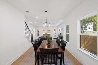 1409 Greenwood Ave, Unit A in Austin, TX - Building Photo - Building Photo