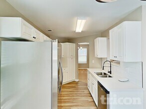 295 Oak Meadows Dr in Covington, GA - Building Photo - Building Photo