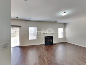 3009 Gale Ct in Spring Hill, TN - Foto de edificio - Building Photo