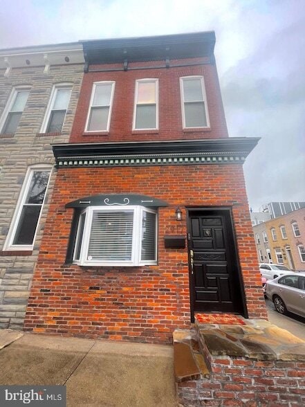 property at 2917 Dillon St