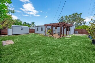 5341 N Andrews Ave in Fort Lauderdale, FL - Building Photo - Building Photo