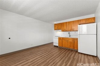 2122 Lime St in Honolulu, HI - Building Photo - Building Photo