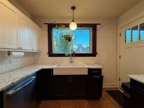 5808 Coventry Ln in Austin, TX - Building Photo - Building Photo
