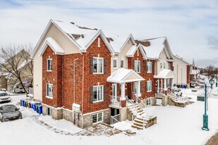 700-706 De L'étang Av in Mascouche, QC - Building Photo
