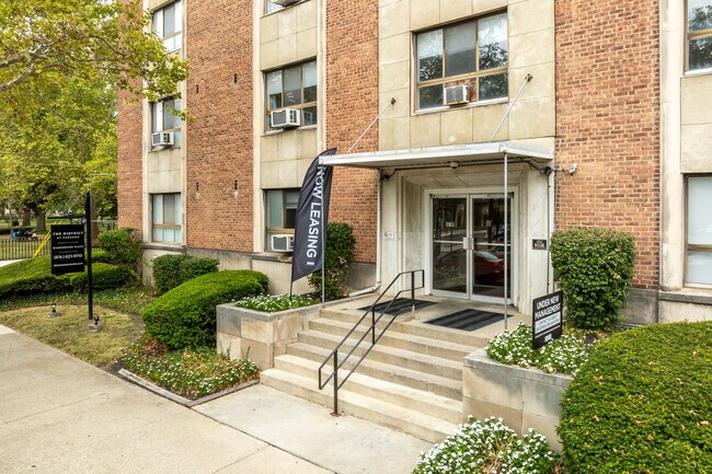 Washington Place Apartments in Columbus, OH - Foto de edificio - Building Photo