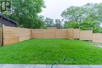 63 Lonborough Ave in Toronto, ON - Building Photo - Building Photo