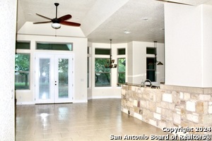 264 River Park Dr in New Braunfels, TX - Foto de edificio - Building Photo